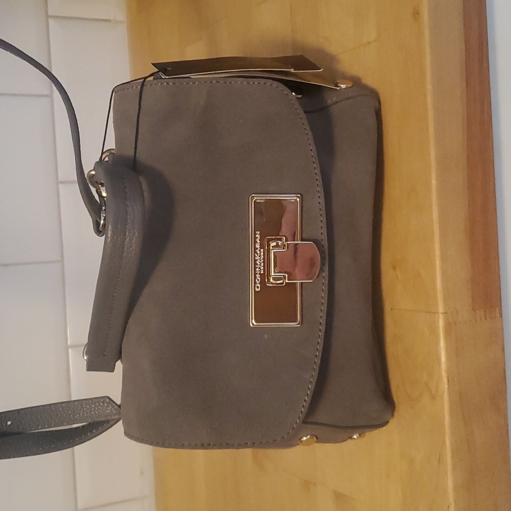 Suede Donna Karan adjustable crossbody purse, Gray